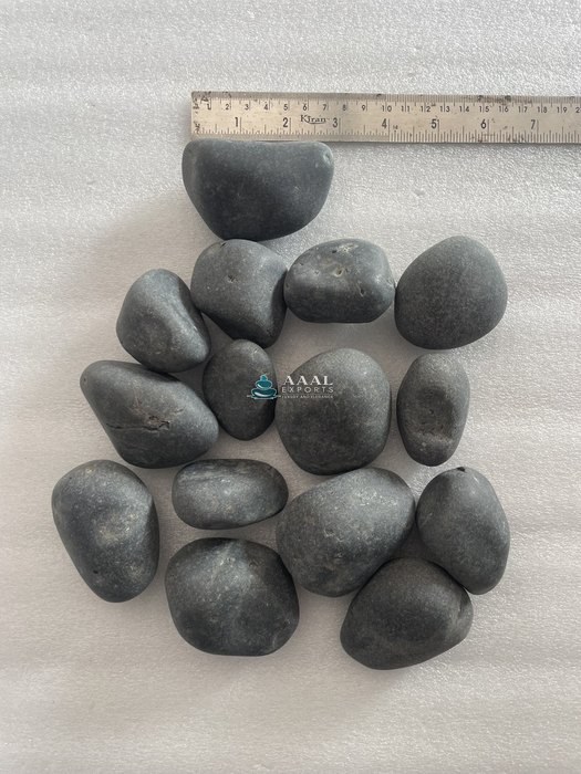 Black River Pebble – Natural (5-8 cm)