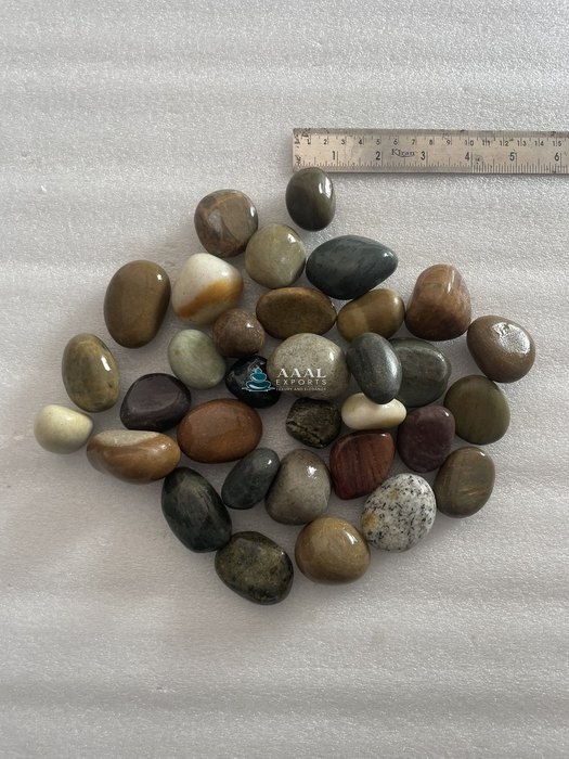 Mix River Pebble – Polished (4-6 cm)